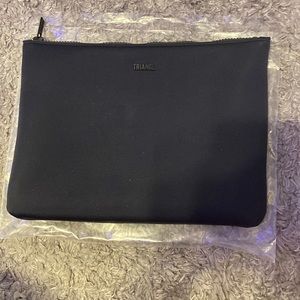 Triangl black bikini